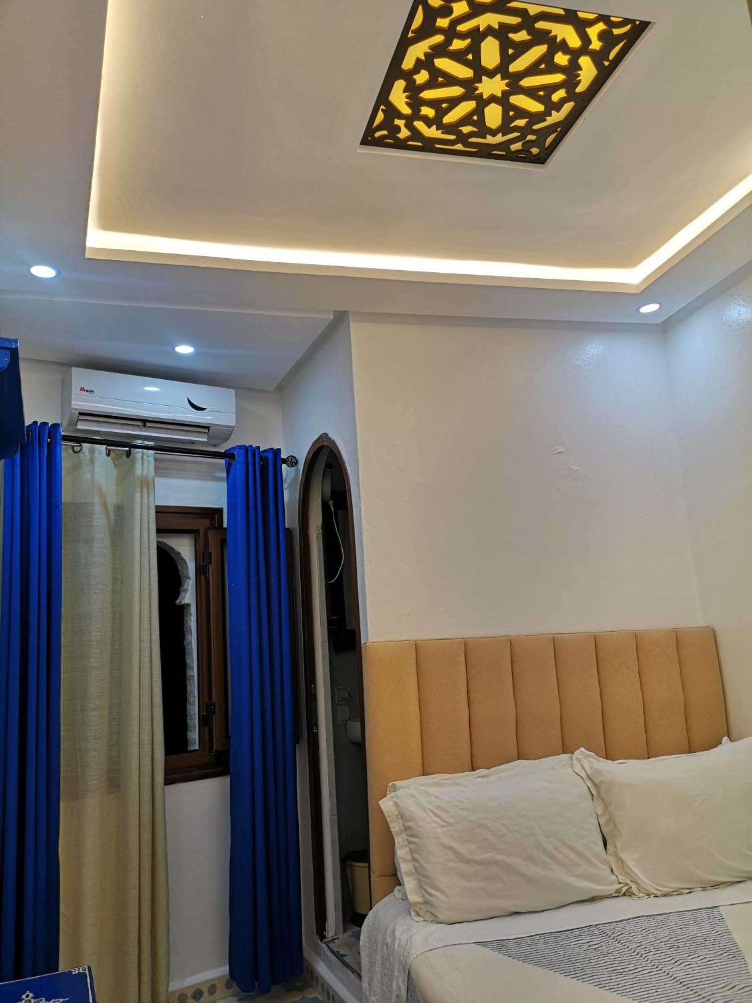 Hotel Koutoubia Chefchaouen Exterior photo