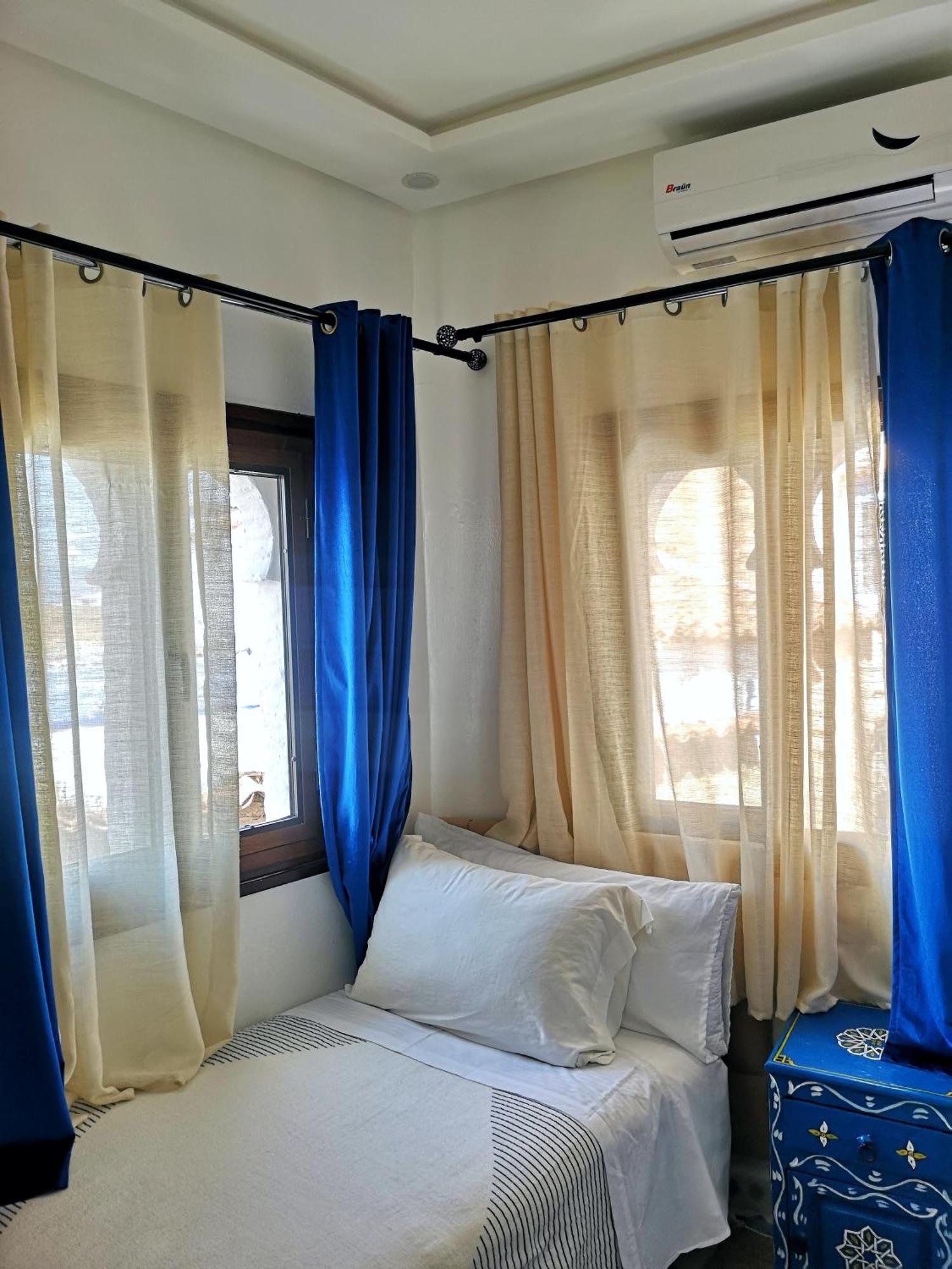 Hotel Koutoubia Chefchaouen Exterior photo